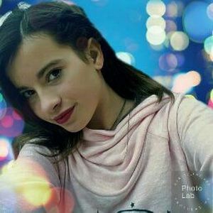 Meet your Posher, Camilla